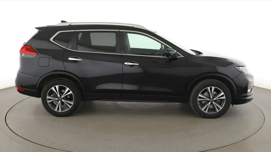 NISSAN X-Trail -