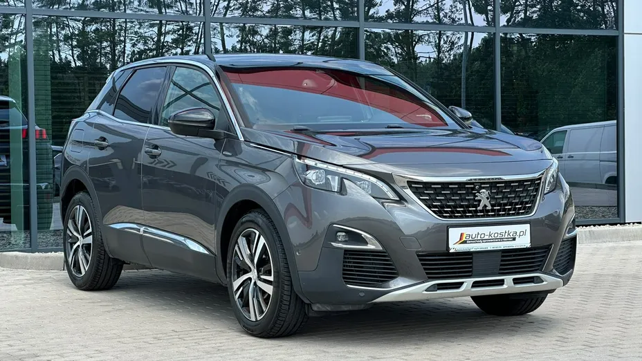 PEUGEOT 3008 -