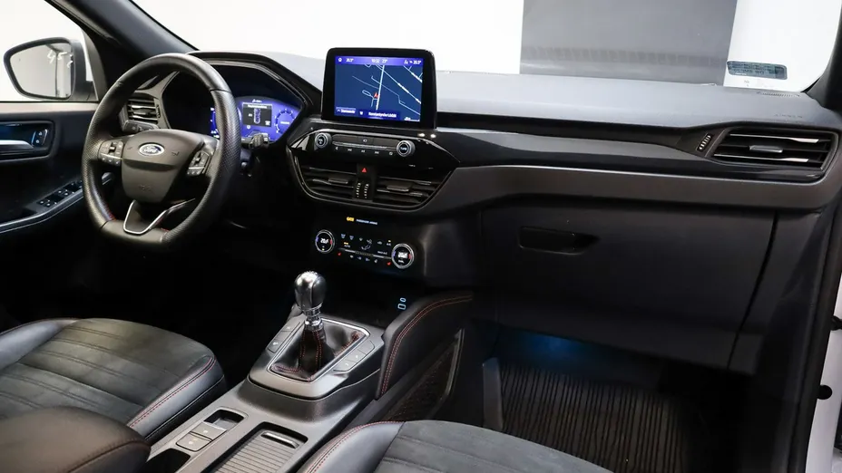 FORD Kuga -