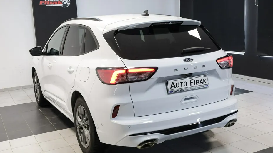 FORD Kuga -