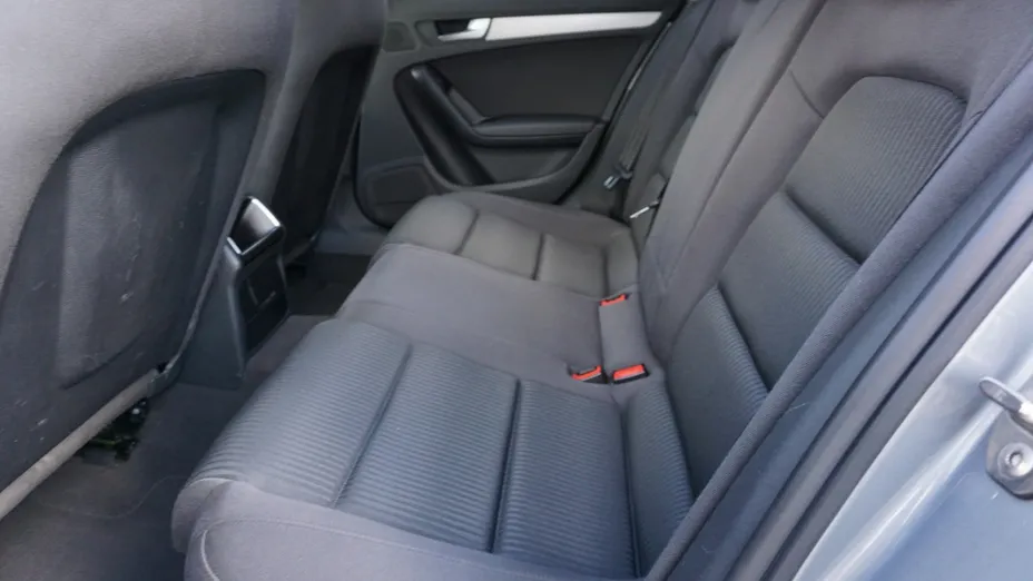 AUDI A4 -