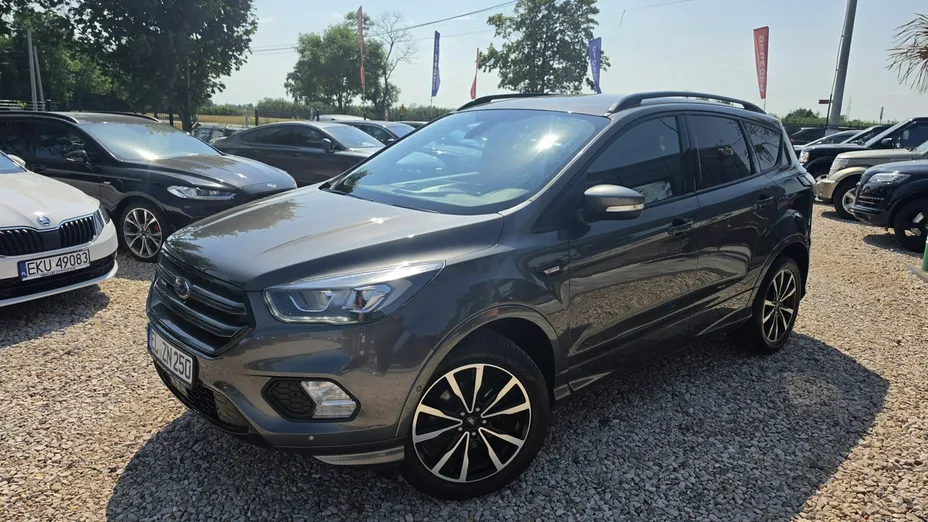 FORD Kuga -