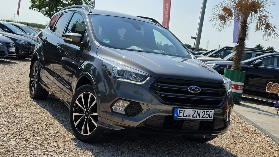 FORD Kuga -