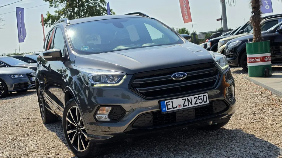 FORD Kuga -