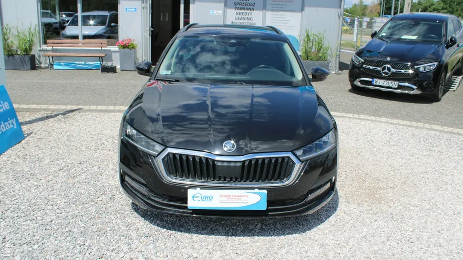 SKODA Octavia -