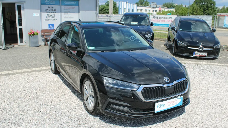 SKODA Octavia -