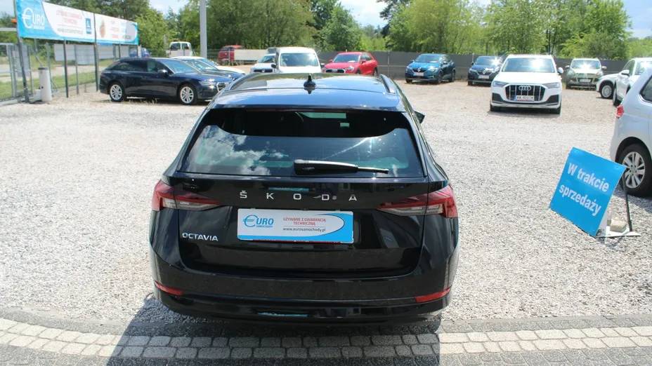 SKODA Octavia -