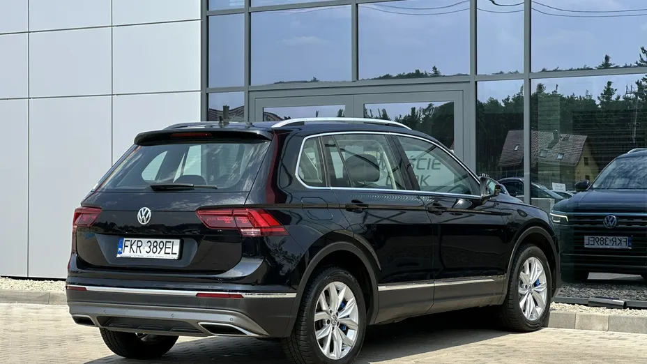 VOLKSWAGEN Tiguan -