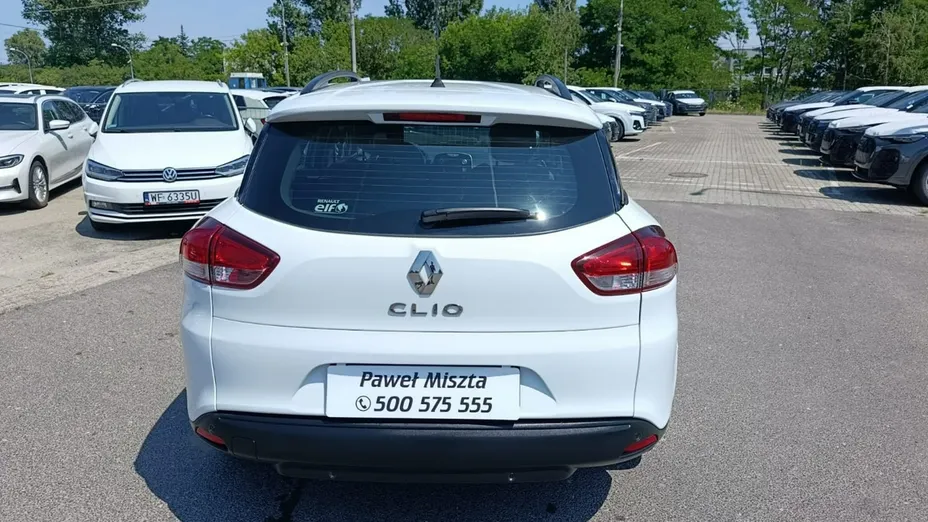 RENAULT Clio -