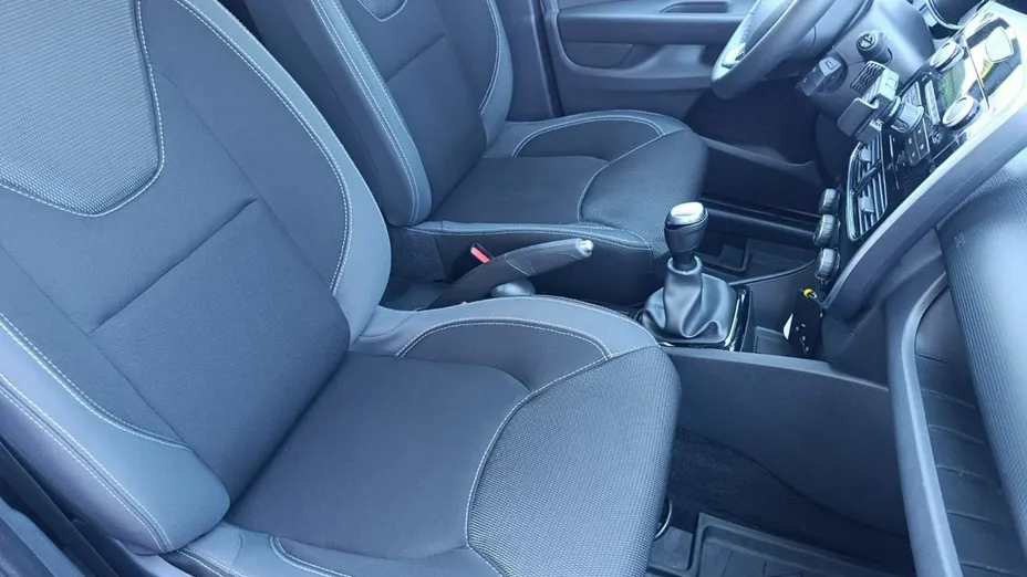 RENAULT Clio -