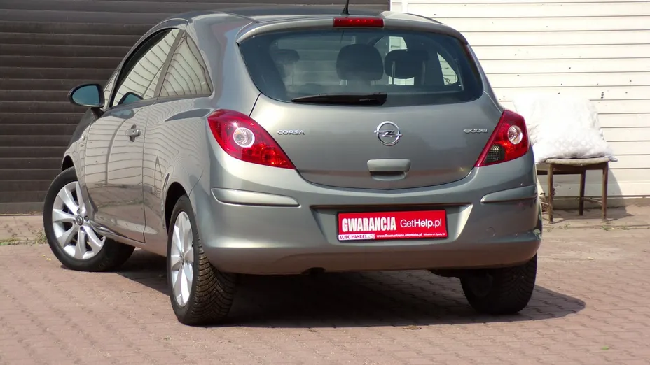 OPEL Corsa -