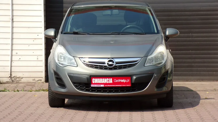OPEL Corsa -