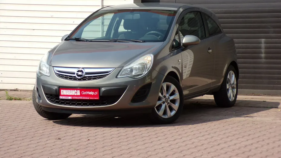 OPEL Corsa -