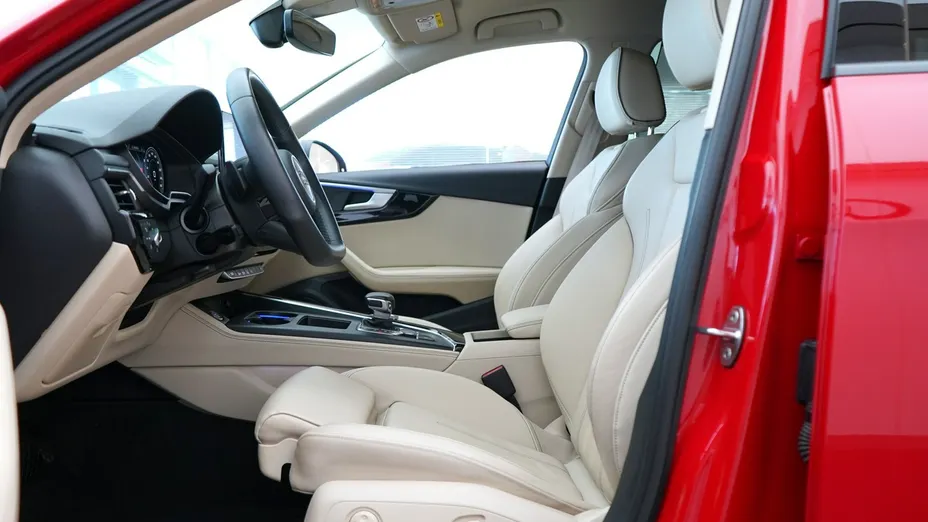 AUDI A4 Avant -