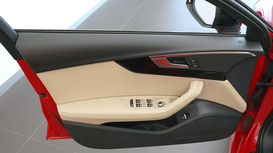AUDI A4 Avant -