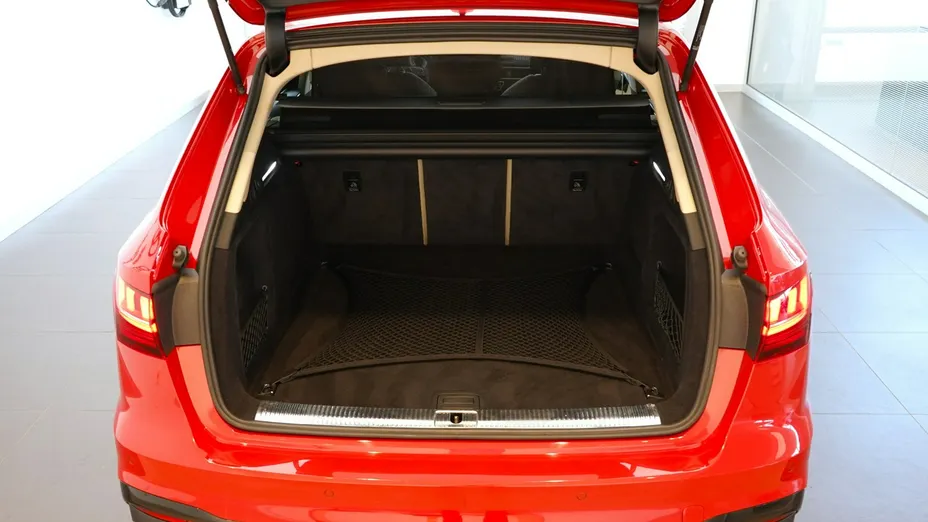 AUDI A4 Avant -