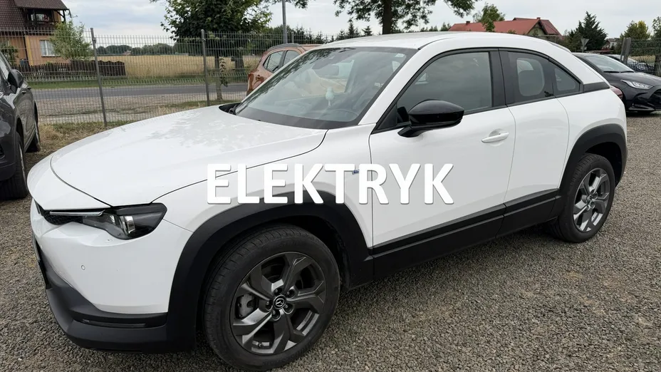 MAZDA MX-30 -