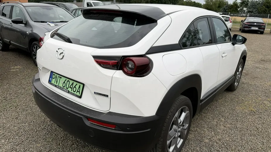 MAZDA MX-30 -
