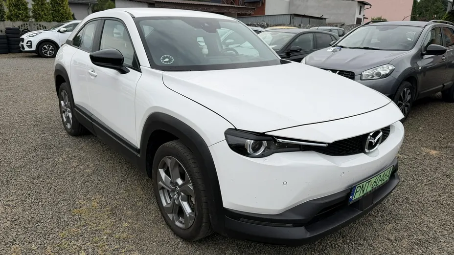 MAZDA MX-30 -