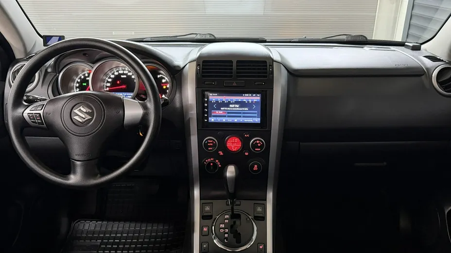 SUZUKI Grand Vitara -