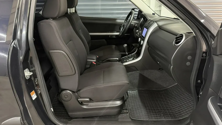 SUZUKI Grand Vitara -