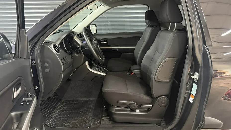 SUZUKI Grand Vitara -