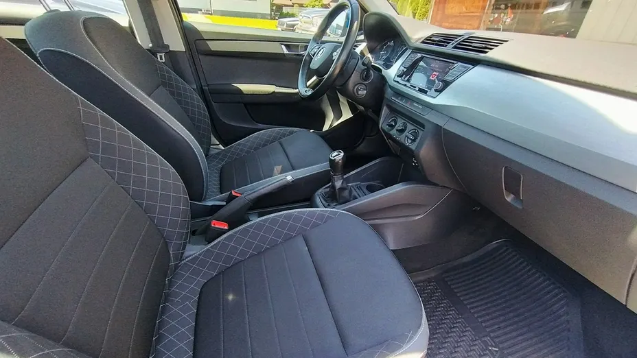 SKODA Fabia -