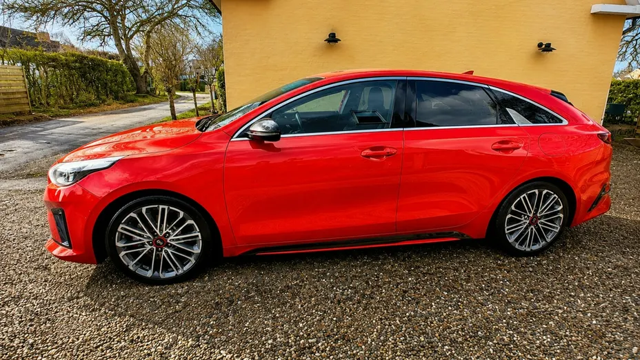 KIA ProCeed -