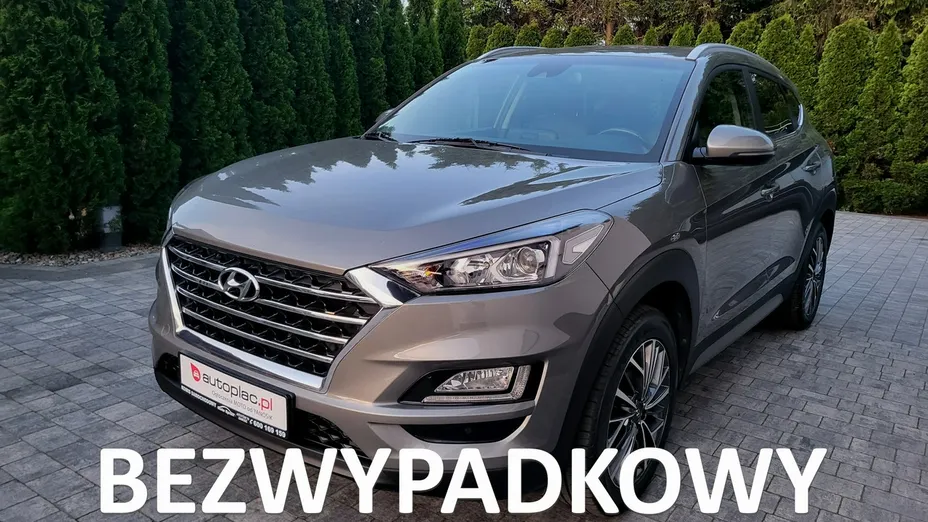HYUNDAI Tucson -