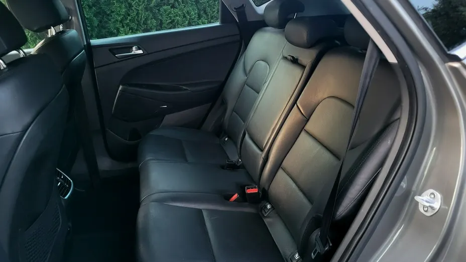 HYUNDAI Tucson -
