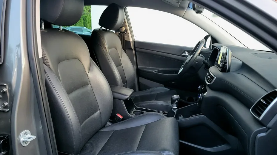 HYUNDAI Tucson -