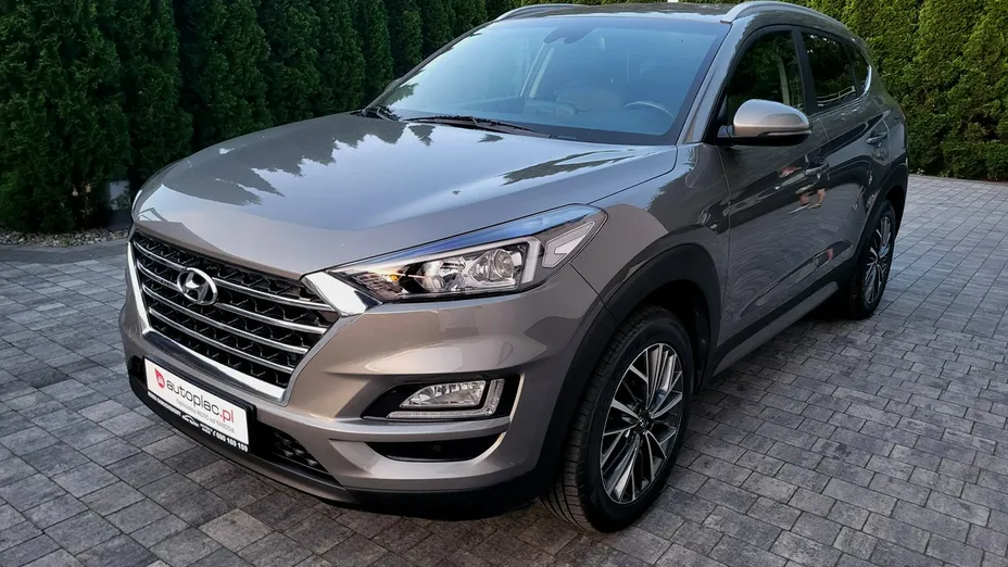 HYUNDAI Tucson -