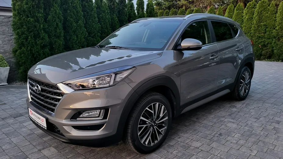 HYUNDAI Tucson -