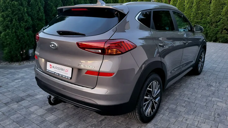 HYUNDAI Tucson -