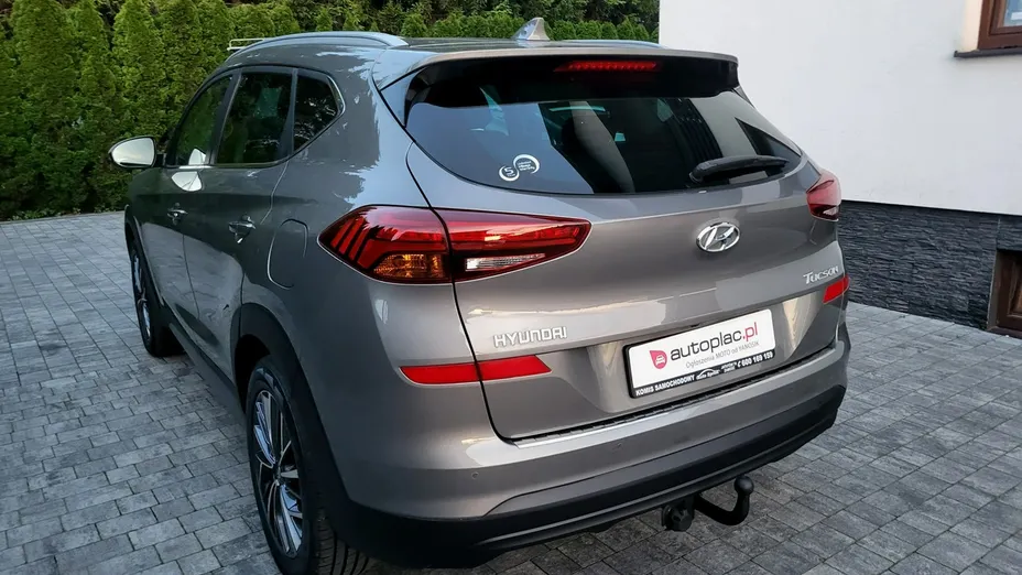 HYUNDAI Tucson -