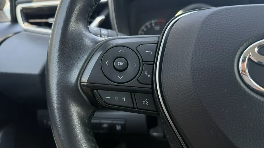 TOYOTA Corolla -