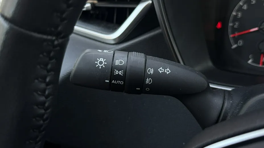 TOYOTA Corolla -