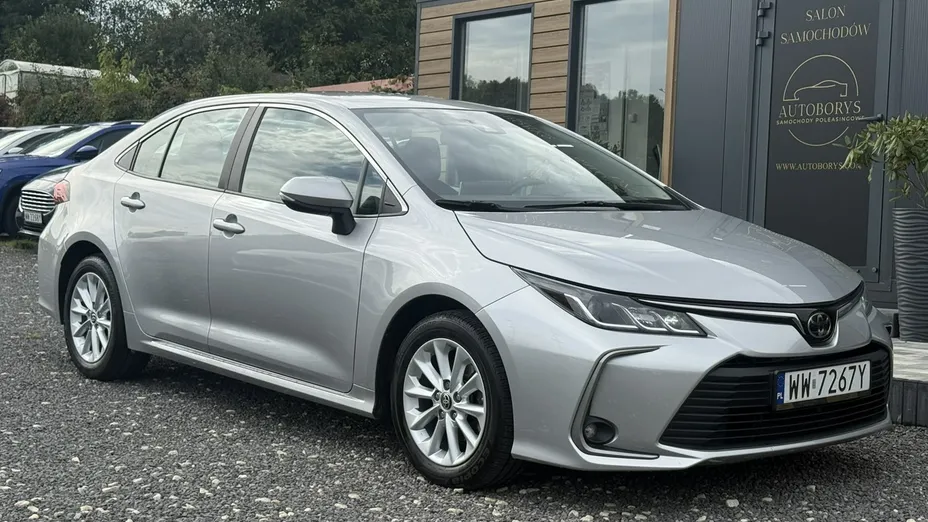 TOYOTA Corolla -