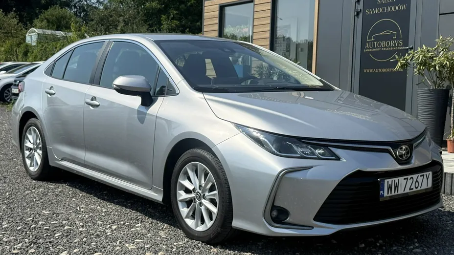 TOYOTA Corolla -