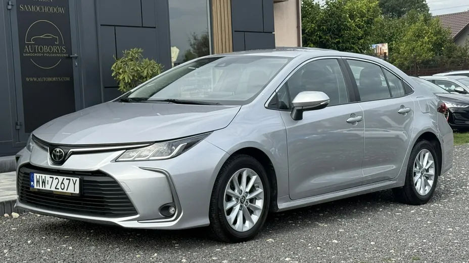 TOYOTA Corolla -