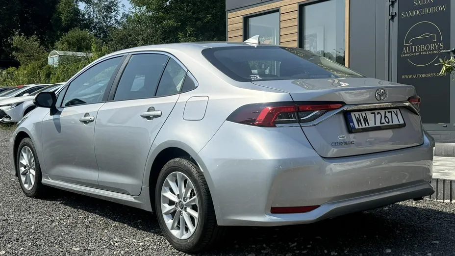 TOYOTA Corolla -
