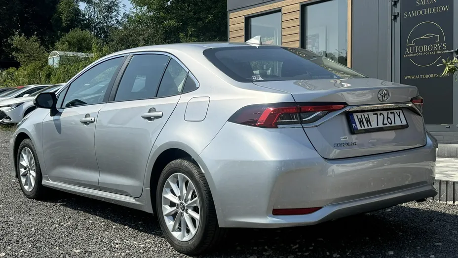 TOYOTA Corolla -