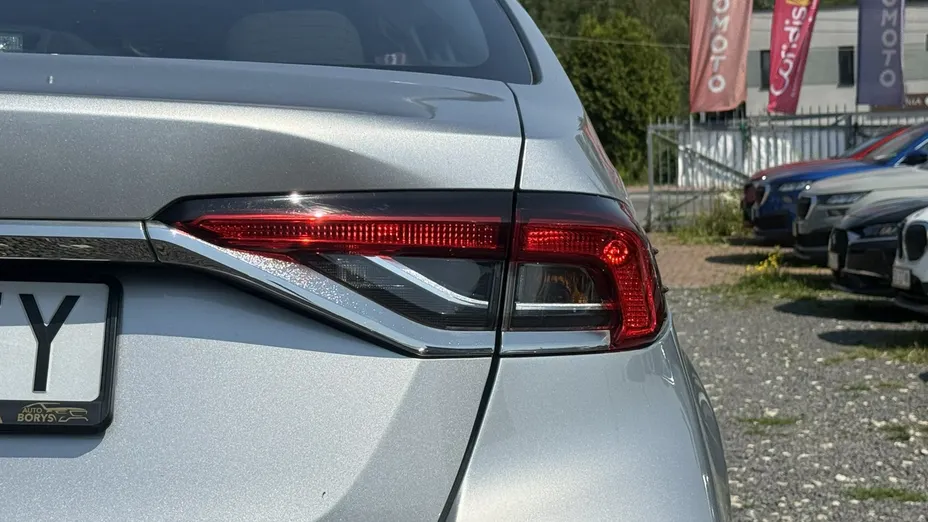 TOYOTA Corolla -