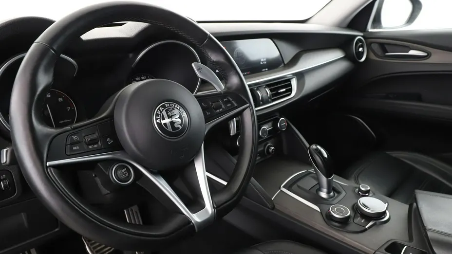 ALFA ROMEO Stelvio -
