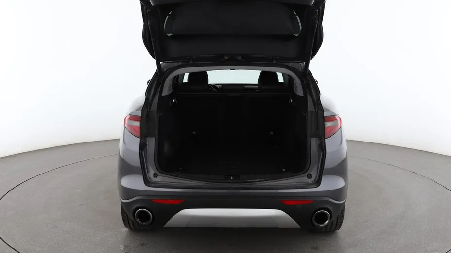 ALFA ROMEO Stelvio -