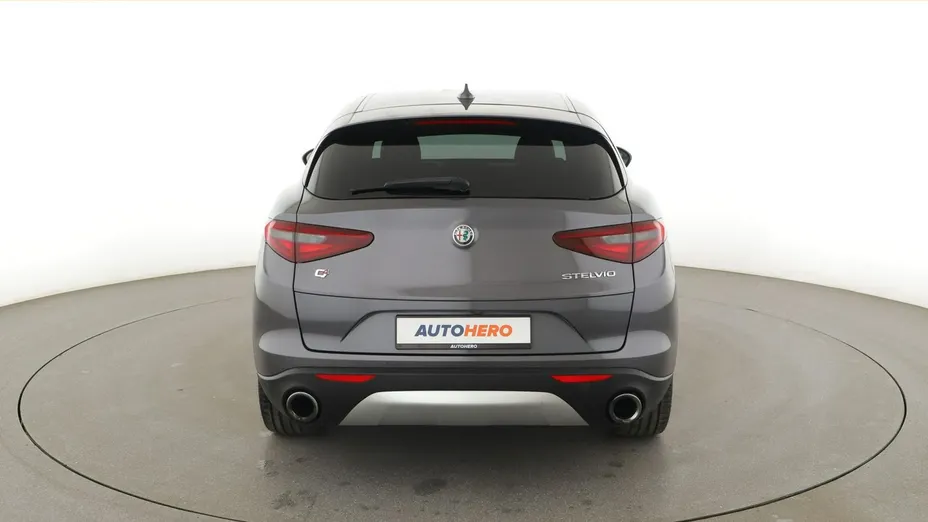 ALFA ROMEO Stelvio -