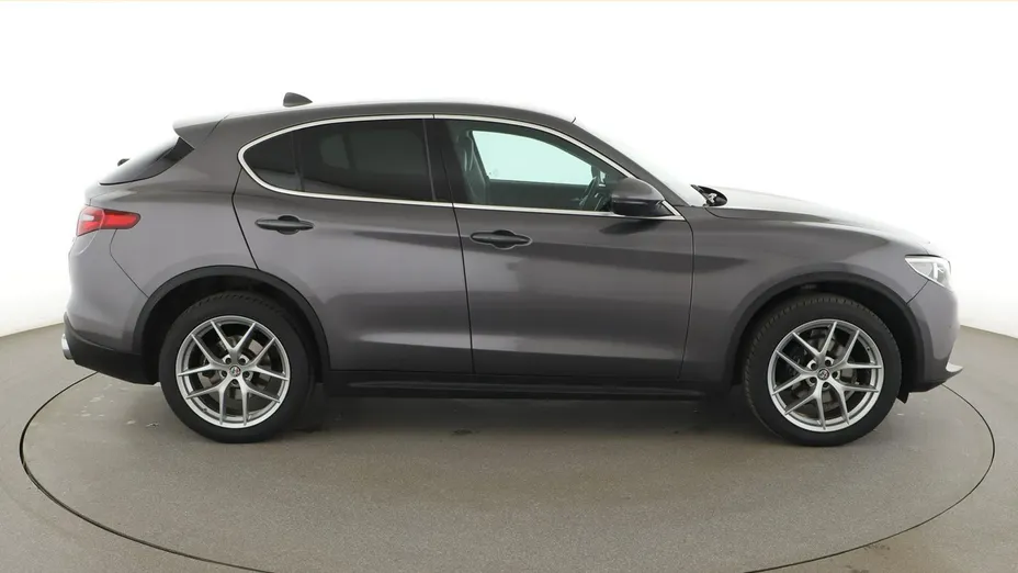 ALFA ROMEO Stelvio -
