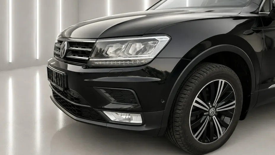 VOLKSWAGEN Tiguan -