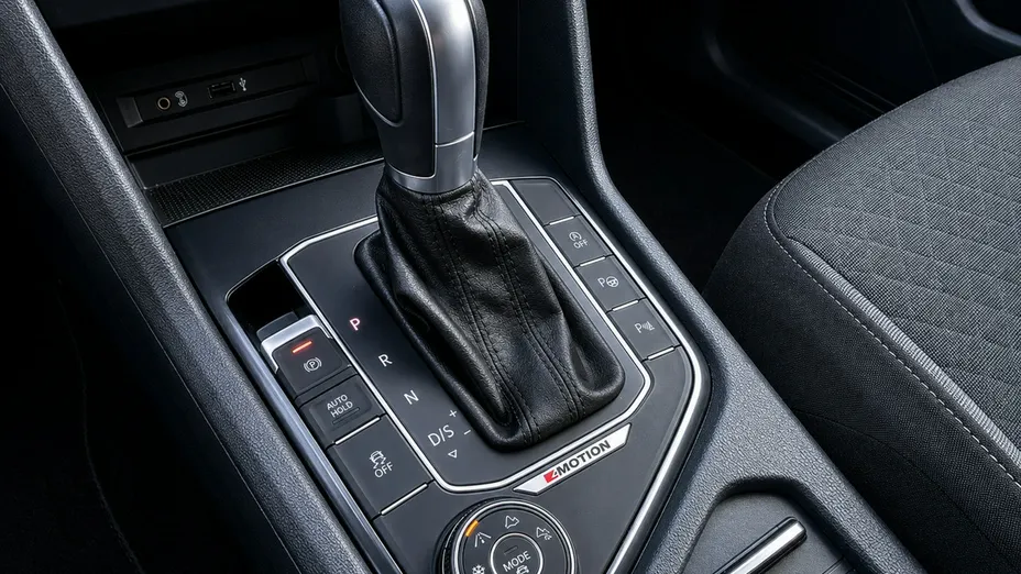 VOLKSWAGEN Tiguan -