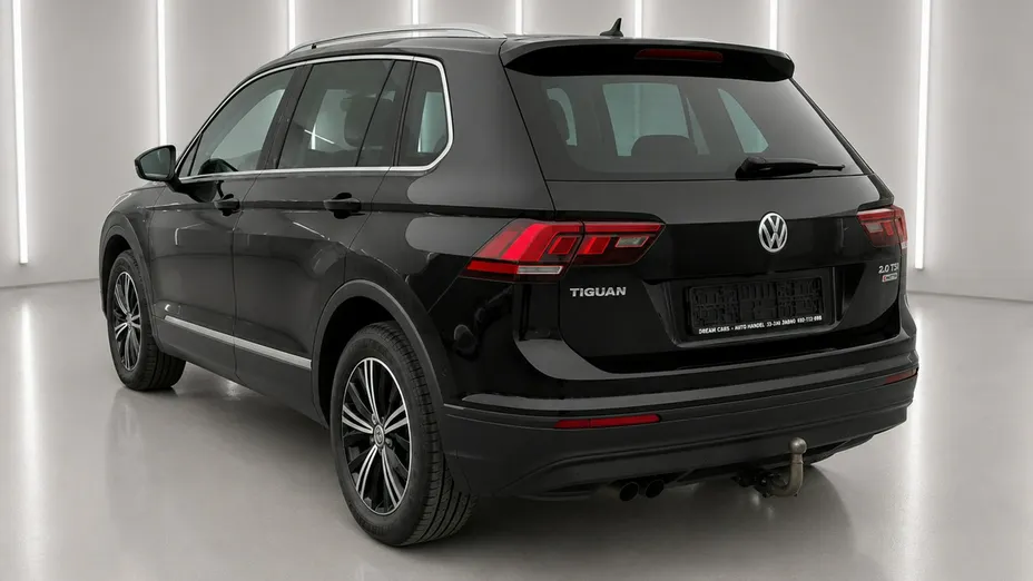 VOLKSWAGEN Tiguan -